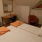 Kovac Πανσιόν