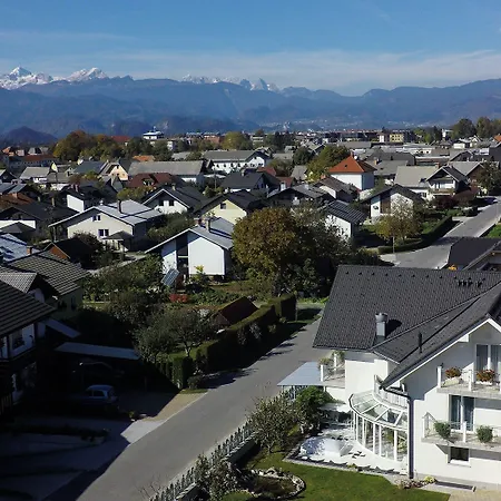 Kovac Konukevi Radovljica