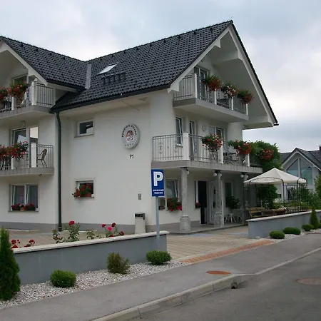 Kovac 3* Radovljica