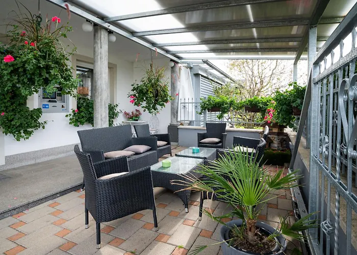 بيت ضيافة بينزيون كوفاتش 3*