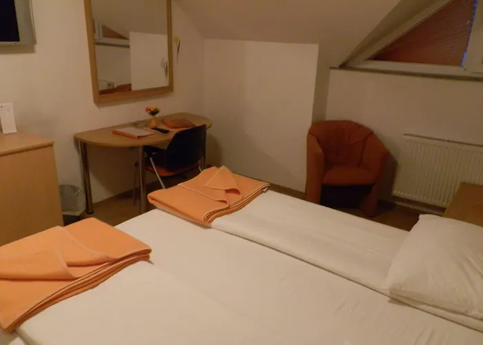 Kovac Πανσιόν