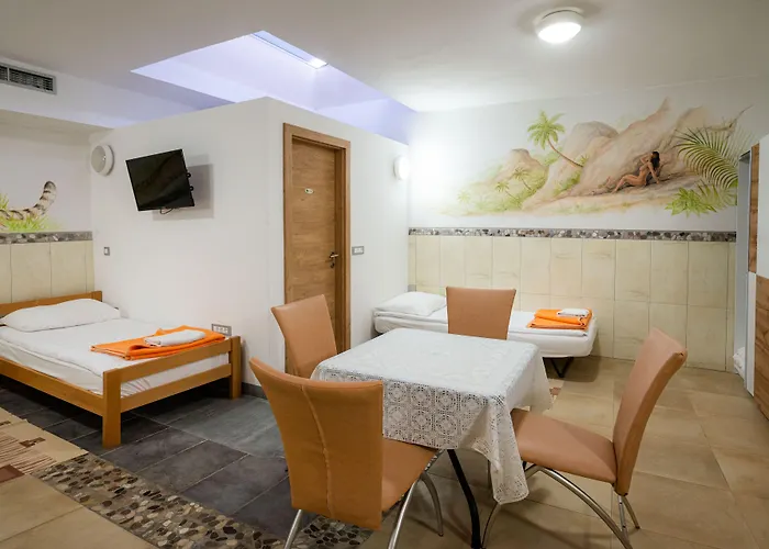 بينزيون كوفاتش 3* رادوفيتْسا